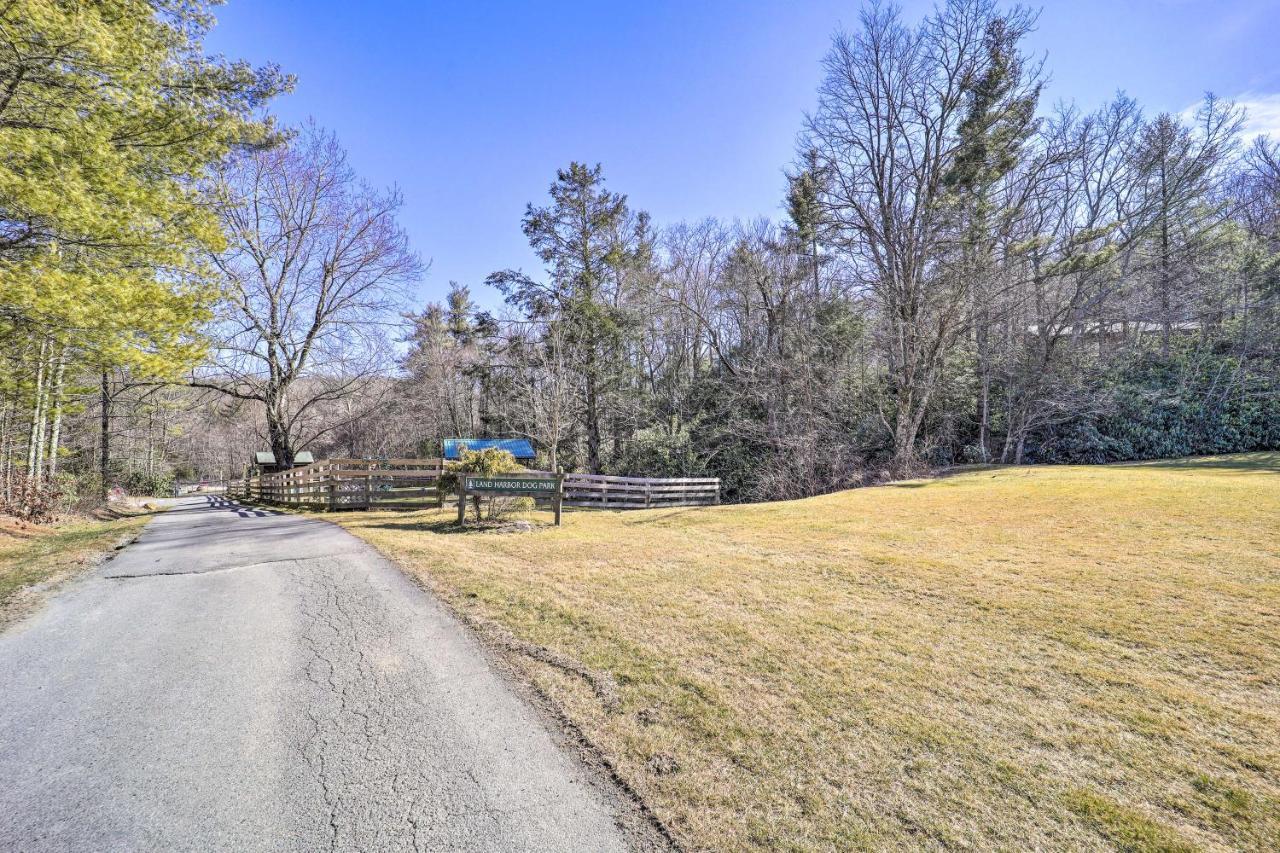 Rustic Newland Cabin With Deck By Lake And Trails! Εξωτερικό φωτογραφία
